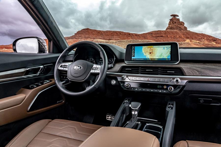 Торпедо Kia Telluride 2019 года  (фото 29 из 44)